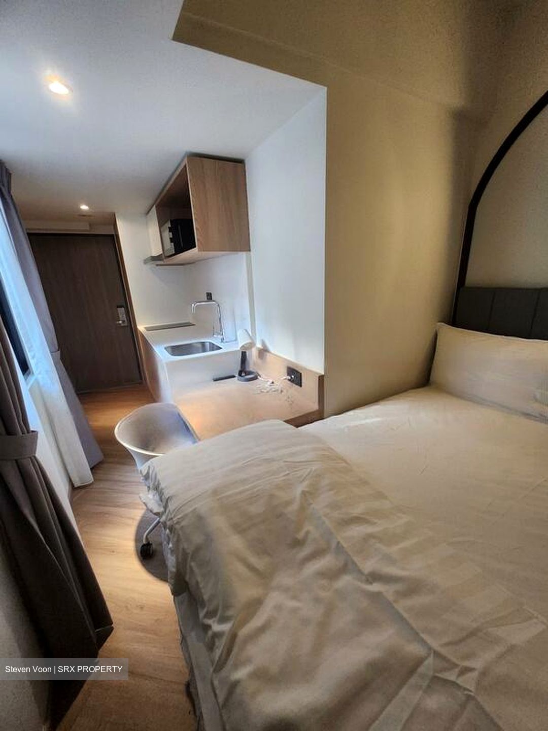Beach Road (D7), Apartment #458072781